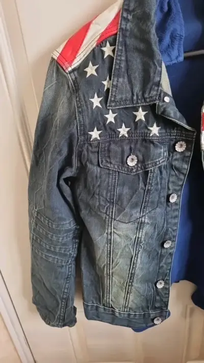 Chaqueta de mezclilla con diseño de bandera - miniatura 2