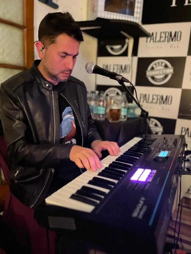 Teclado Roland Juno-DS 61 Sintetizador - 4