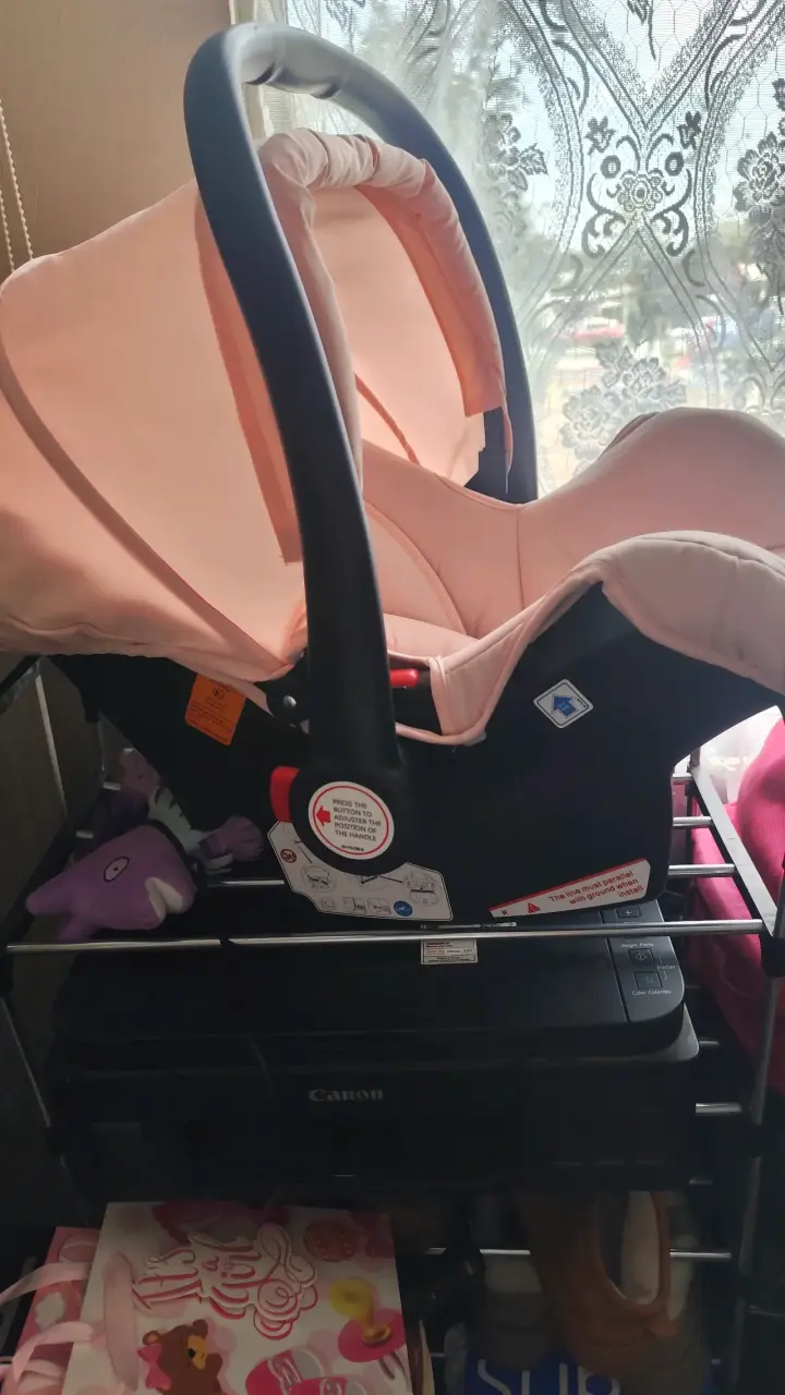 Silla de Auto para Bebé Rosa - 1