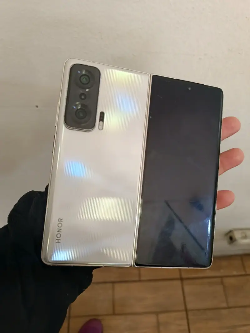 Smartphone plegable Honor Magic V en buen estado - 2