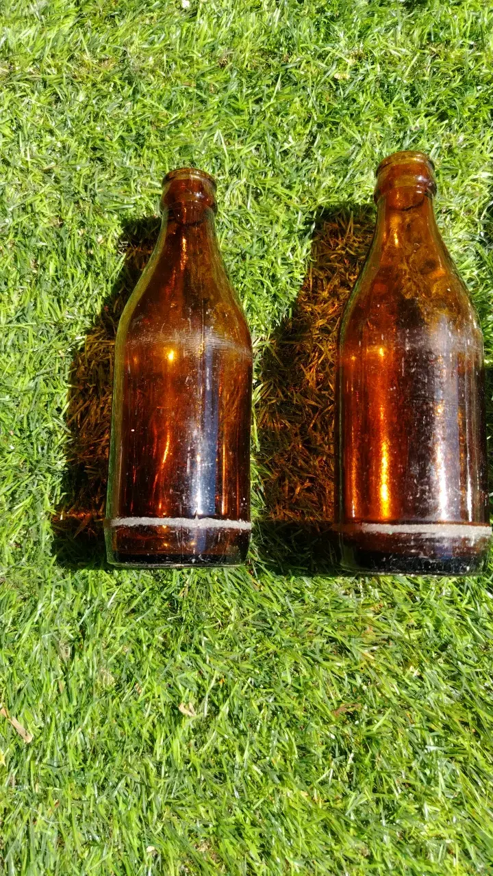 Botellas de vidrio vintage Pepsi y Cachantun - 2