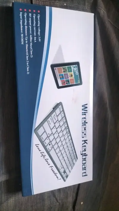 Teclado inalámbrico Bluetooth compacto - miniatura 3