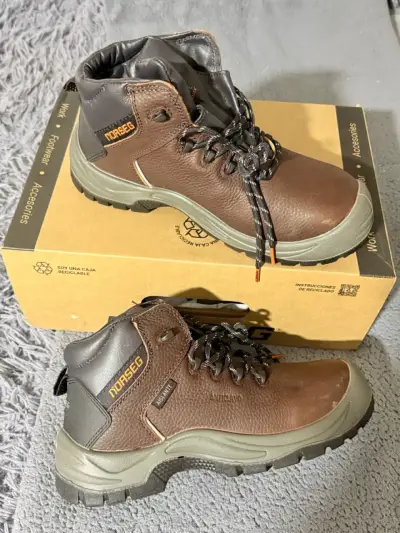 Botas de seguridad Norseg marrones con punta de acero - miniatura 1