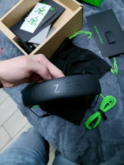 Audífonos Razer BlackShark V2 X USB con micrófono - miniatura 6