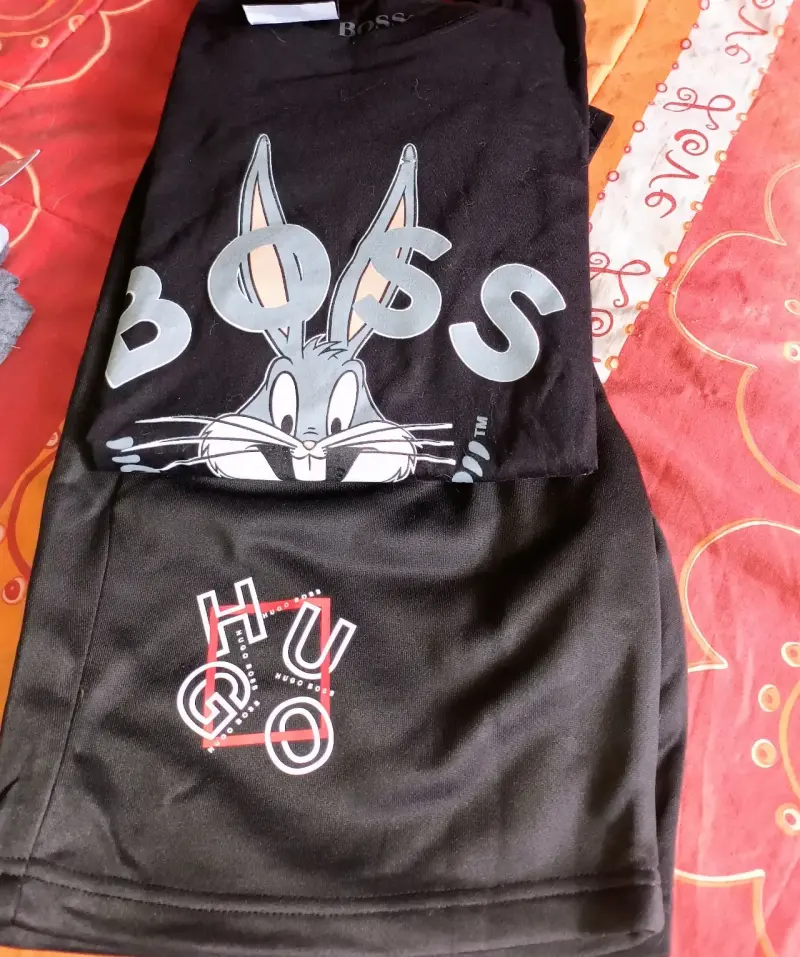 Conjunto de Polera y Short Hugo Boss Bugs Bunny - 1