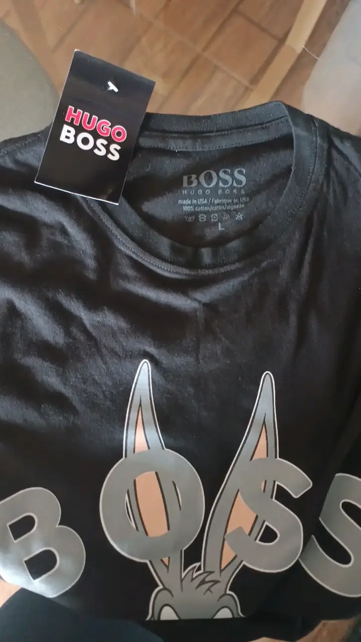 Conjunto de Polera y Short Hugo Boss Bugs Bunny - 5