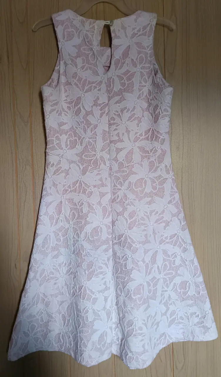 Vestido de encaje floral blanco BNY'S - 3