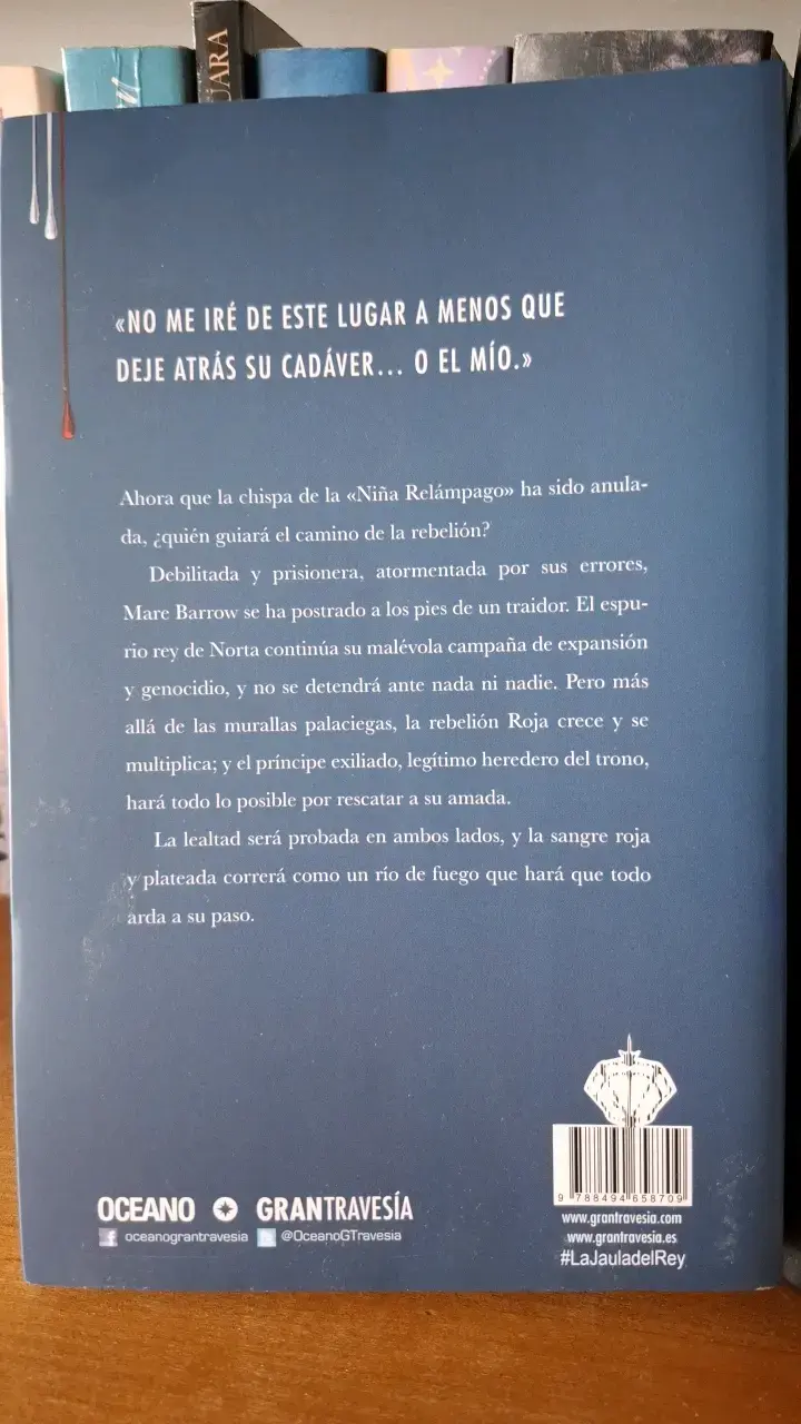 Libro 'La Jaula del Rey' de Victoria Aveyard - 2