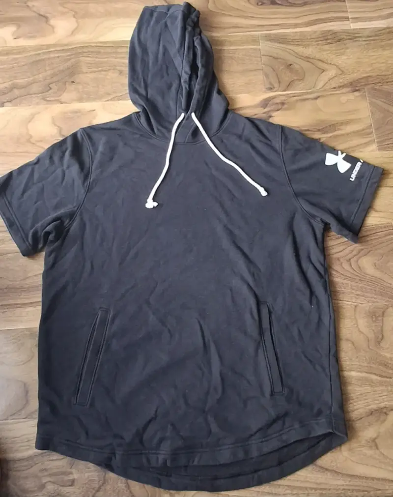 Polerón con capucha Under Armour negro - 1