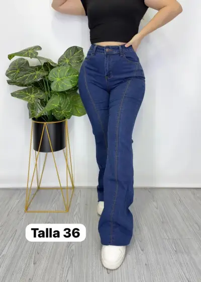 Jeans acampanados azul talla 36 para mujer - miniatura 1
