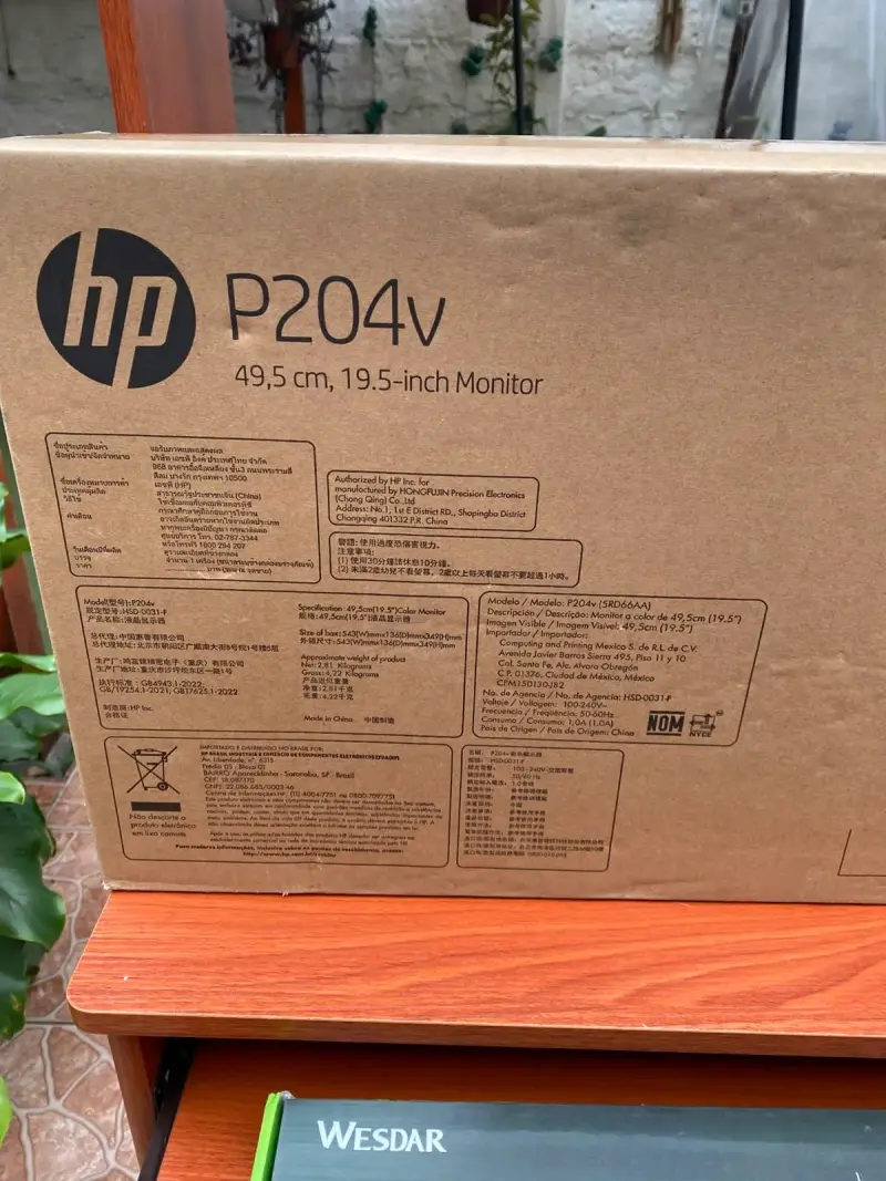 PC Lenovo +tres muebles de escritorio - 3