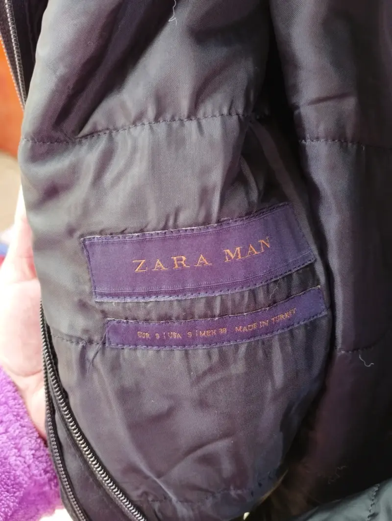 Abrigo negro para hombre Zara con capucha - 3