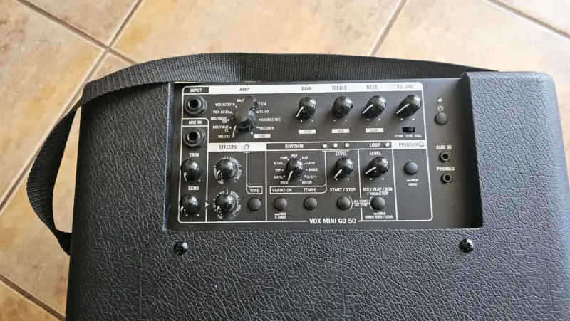 Amplificador Vox Mini Go 50 c/ footswitch original - 3