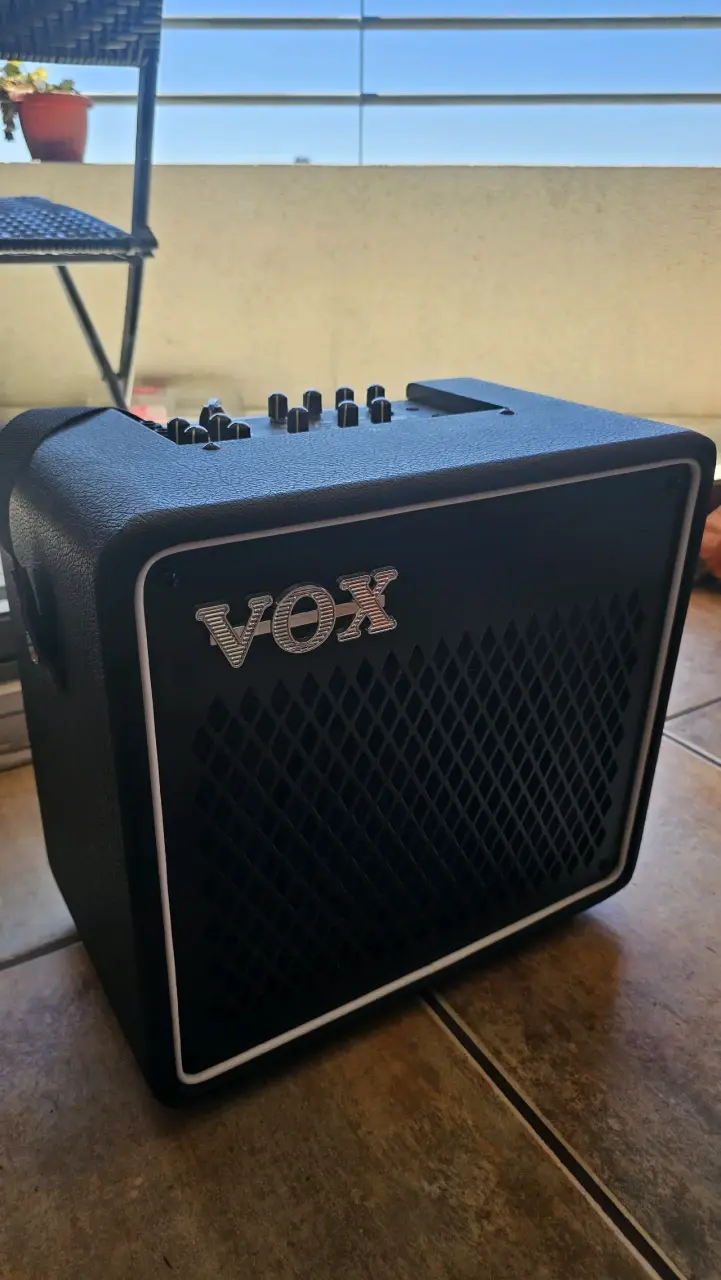 Amplificador Vox Mini Go 50 c/ footswitch original - 5