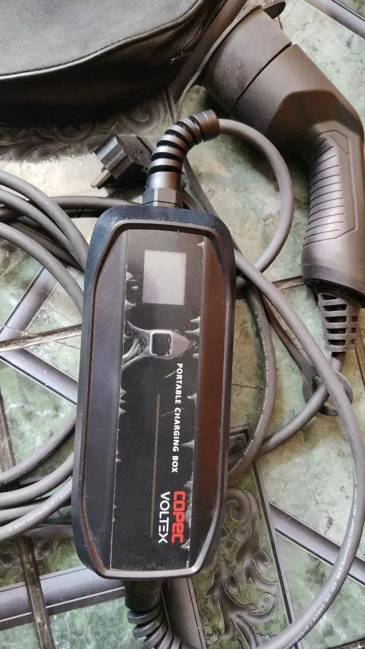 Cargador portátil para auto eléctrico Copec Voltex - 2