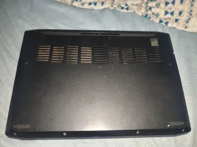 Laptop Lenovo Ideapad gaming - miniatura 2