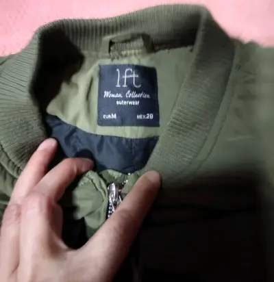 Chaqueta bomber verde para mujer - miniatura 2