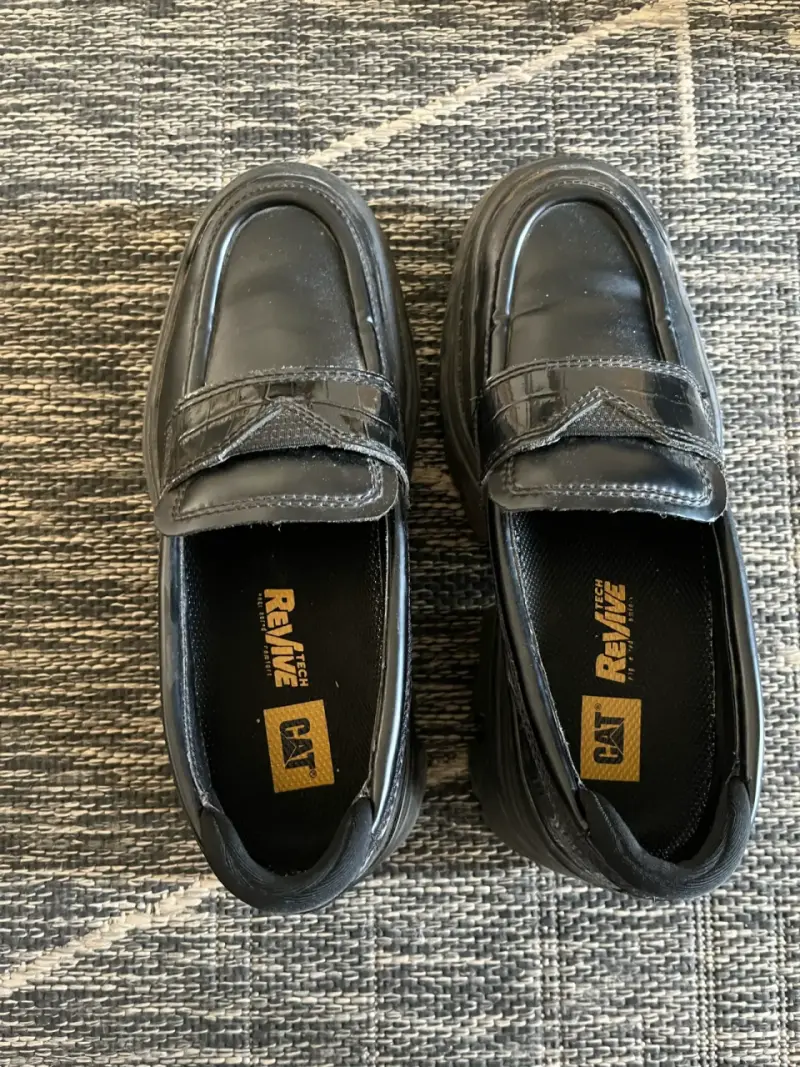 Zapatos de cuero negro CAT para hombre - 3