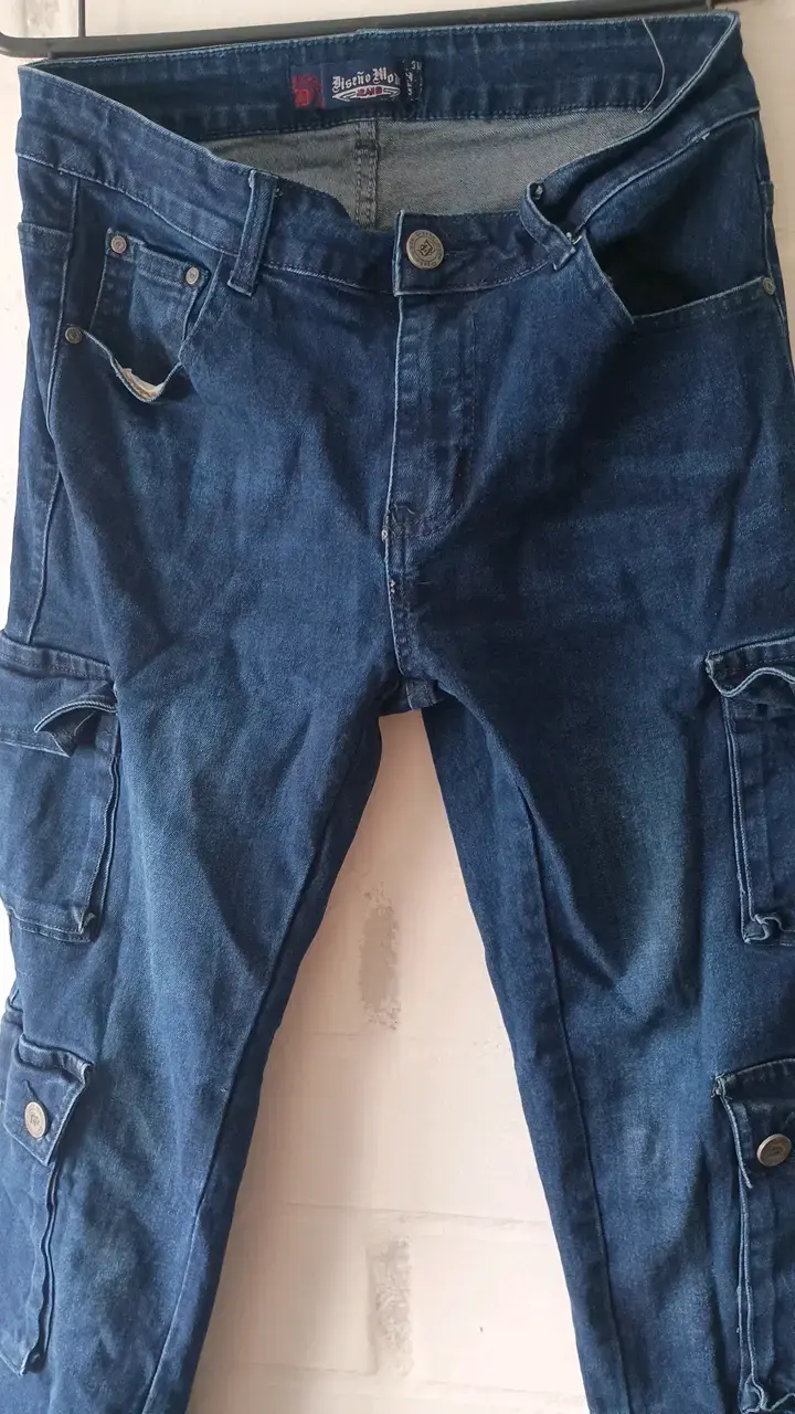 Jeans cargo azul oscuro para hombre - 2