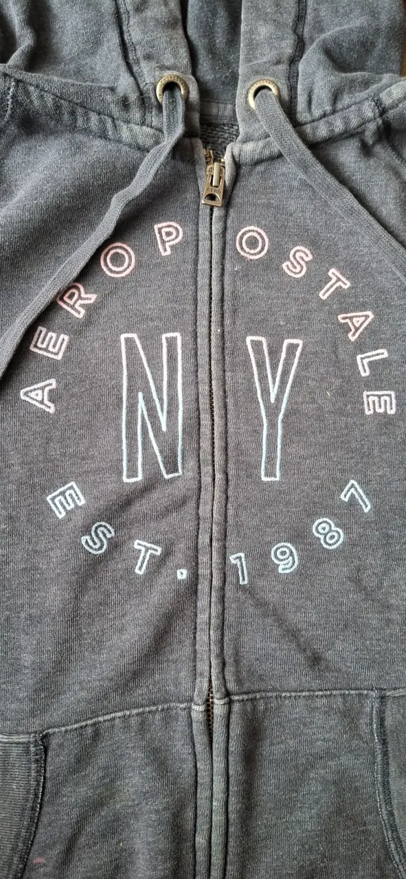Polerón con capucha Aeropostale gris para hombre - 2