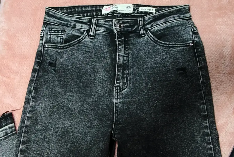 Jeans negros de tiro alto Doo Australia - 3