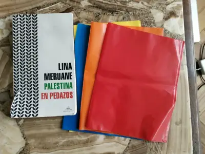 Libro 'Palestina en Pedazos' de Lina Meruane - miniatura 1