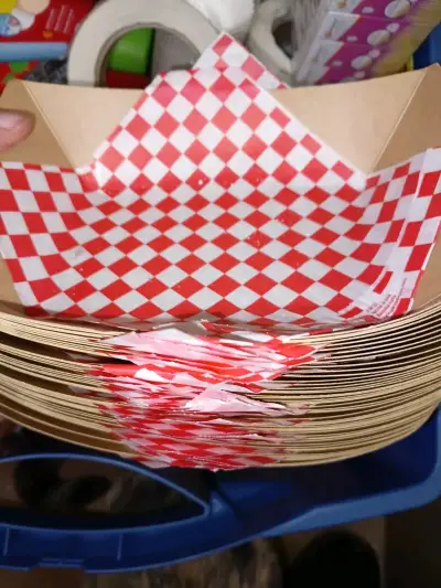 Bandejas de cartón con papel antigrasa - miniatura 1