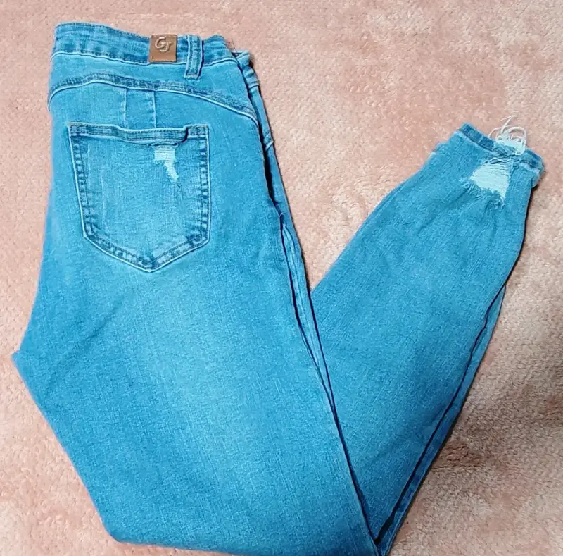 Jeans de mujer desgastados azul claro - 3