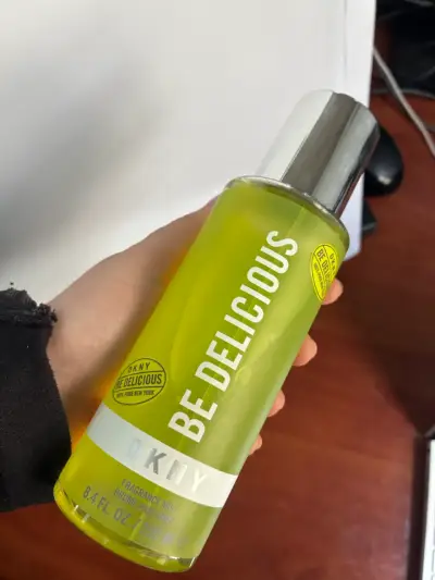 Set de Body Mist DKNY y Guess - miniatura 1