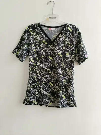 Polera clínica estampada Ripholia talla S - miniatura 1