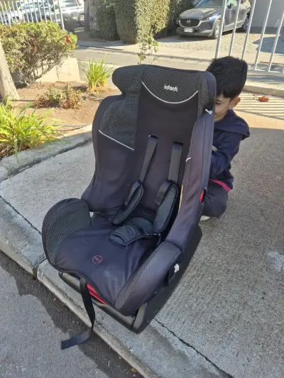 Silla de auto para niños Infanti negra - miniatura 2