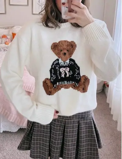 Suéter casual de mujer con gráfico de oso - miniatura 2
