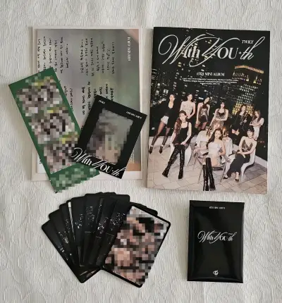 Album Twice "WITH YOU-th" original ABIERTO - miniatura 2