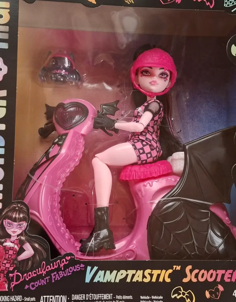 Muñeca Monster High Draculaura con Scooter - 3
