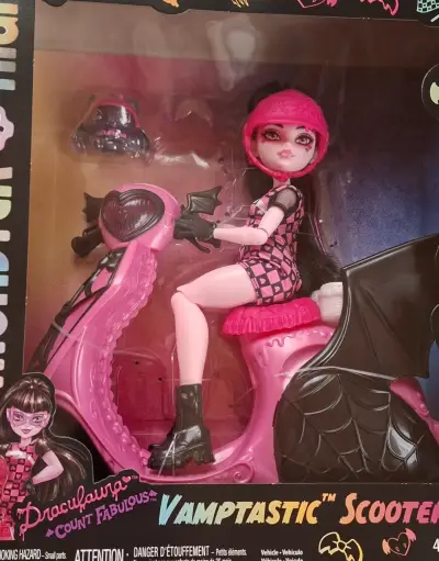 Muñeca Monster High Draculaura con Scooter - miniatura 3