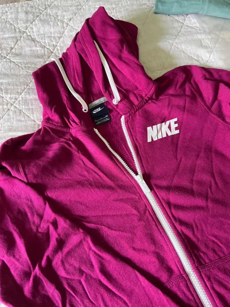 Polerón con capucha Nike fucsia para mujer - 3