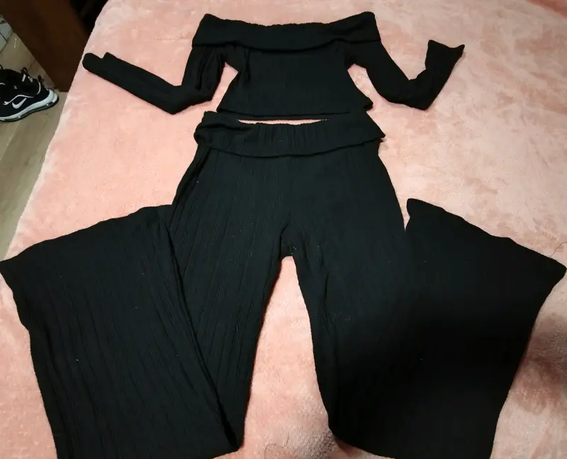 Conjunto de dos piezas negro para mujer - 1