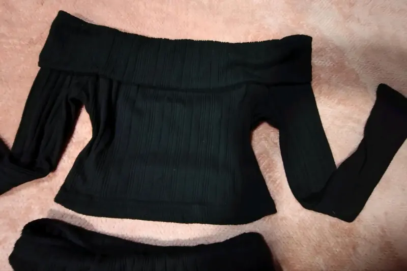 Conjunto de dos piezas negro para mujer - 2