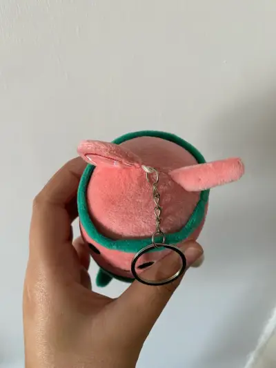 Llavero de peluche rosado con sandía - miniatura 4