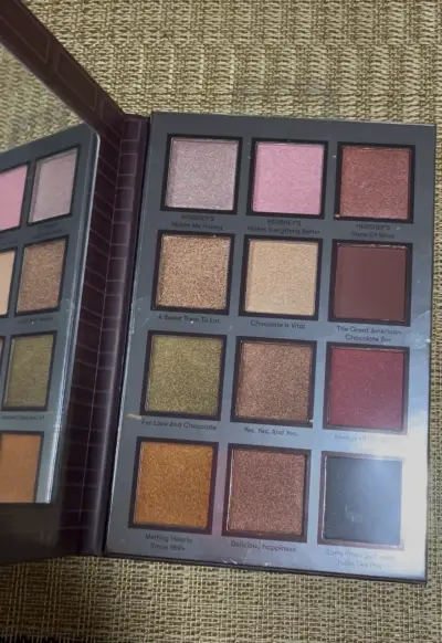 Paleta de sombras Hershey's Milk Chocolate - miniatura 2