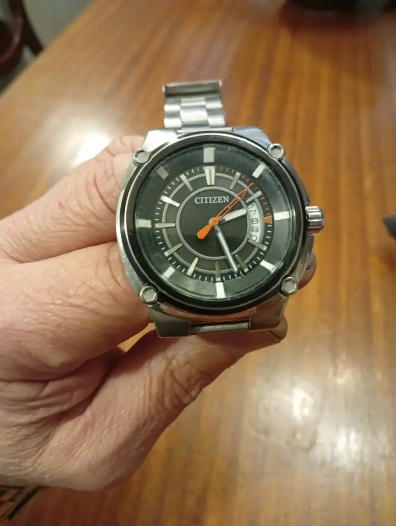 Reloj Citizen de acero inoxidable con esfera negra - 3