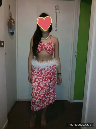 Conjunto de danza polinésica rojo y blanco para niña - miniatura 1