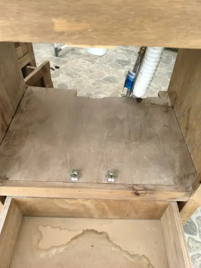Mueble de baño con lavamanos de piedra negra - miniatura 3