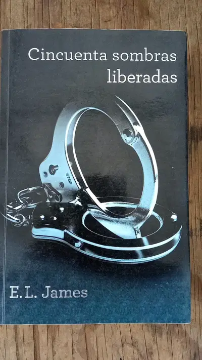 Libro Cincuenta Sombras Liberadas de E.L. James - miniatura 1