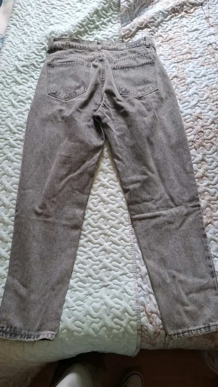 Jeans grises para mujer en buen estado - 2