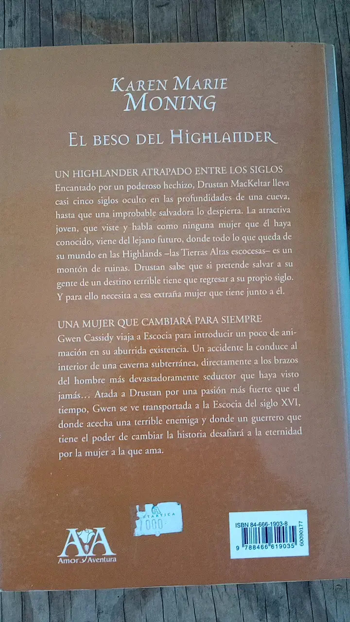 Libro 'El Beso del Highlander' de Karen Marie Moning - 2
