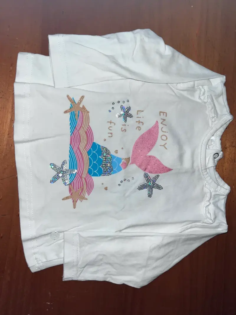 Polera de bebé con diseño de sirena