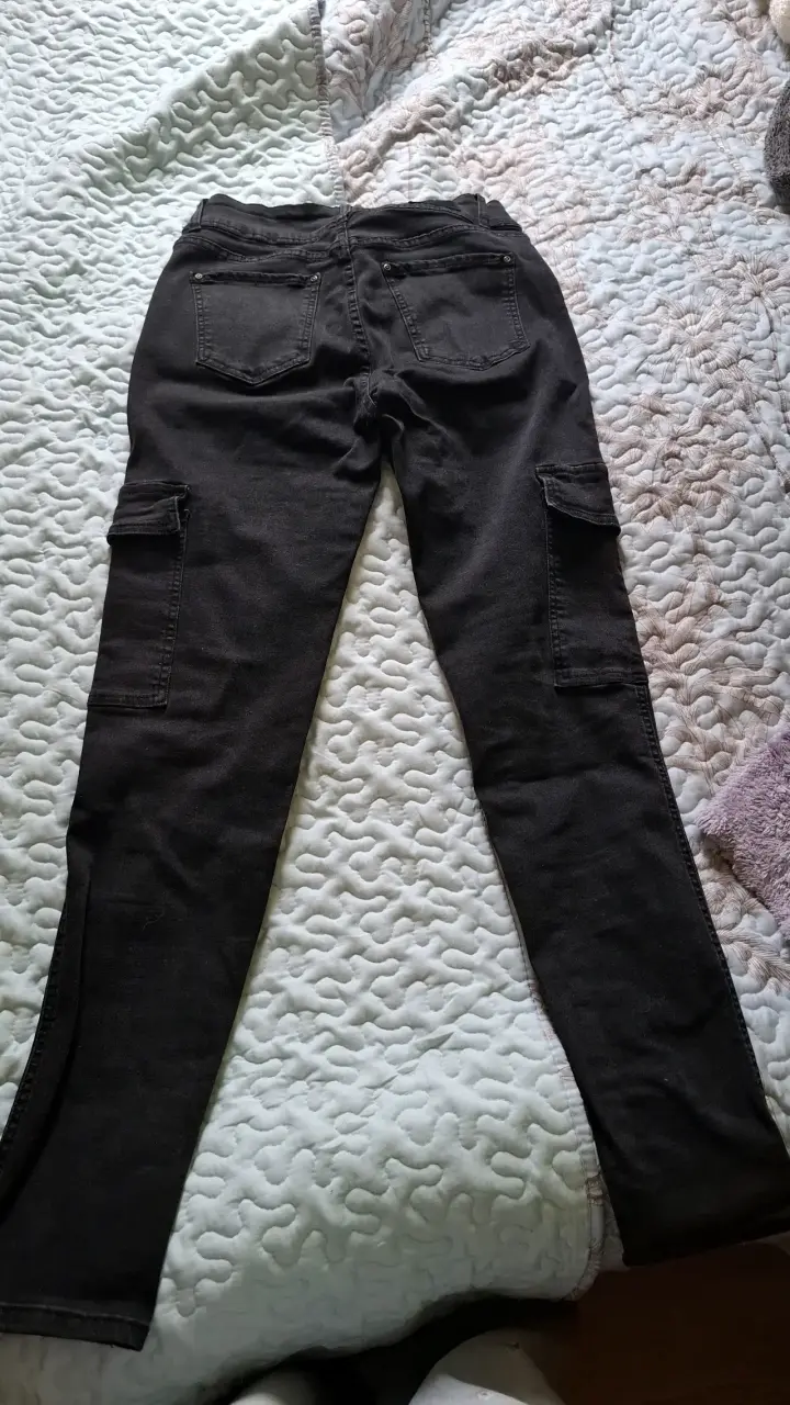 Pantalones cargo skinne negros para mujer - 2