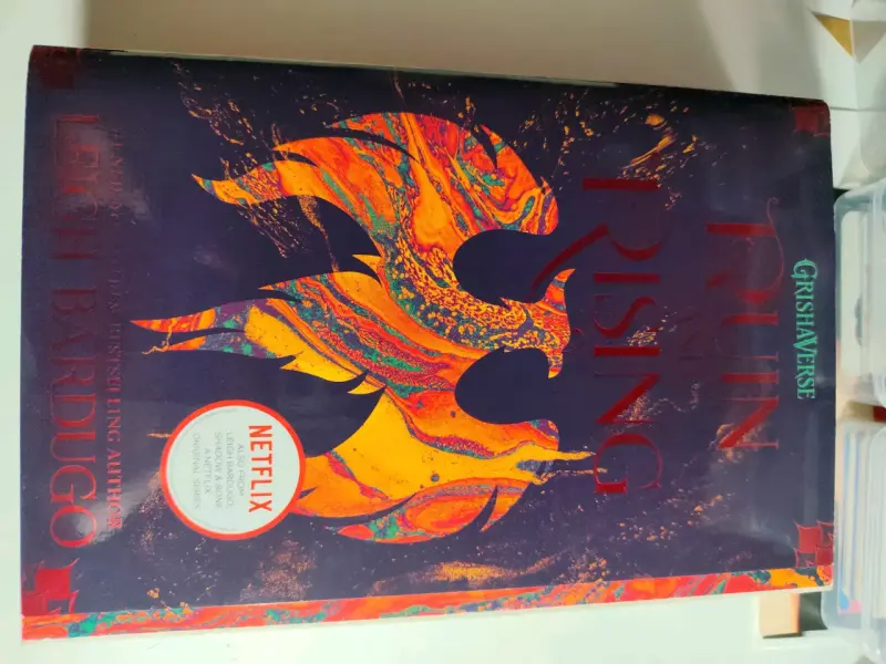 Trilogía Shadow and Bone - 5