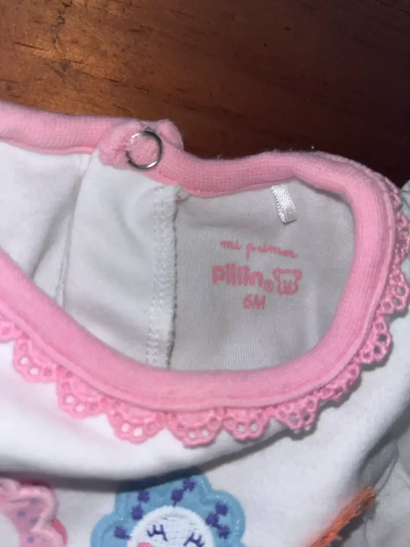 Body de bebé blanco con detalles rosados Pilling - 2